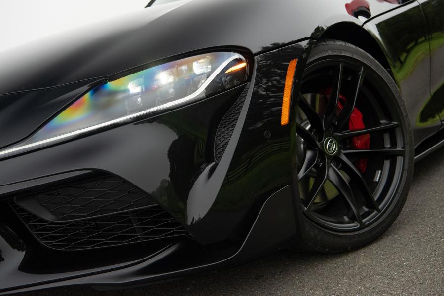 Детали экстерьера Toyota GR Supra Launch Edition (A90) 2019 года  (NA) (фото 28 из 37)